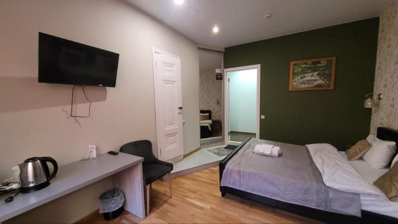 Hotel The Gallery Киев Екстериор снимка