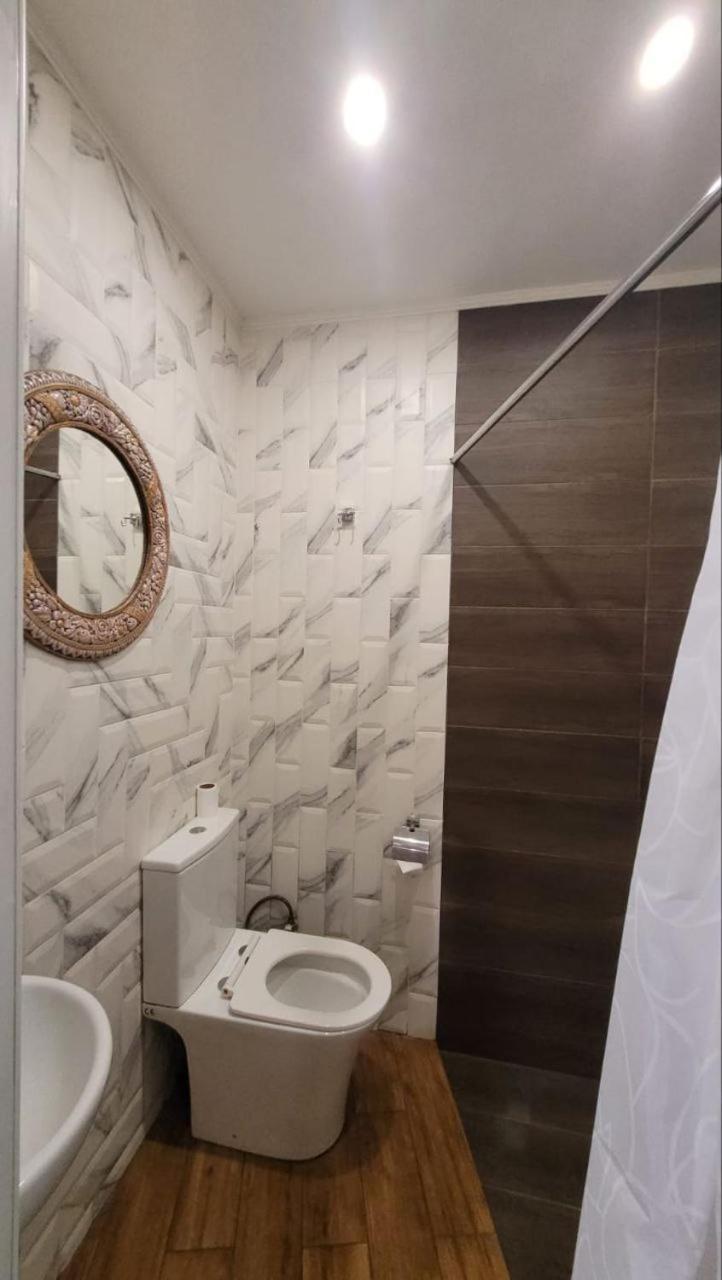 Hotel The Gallery Киев Екстериор снимка