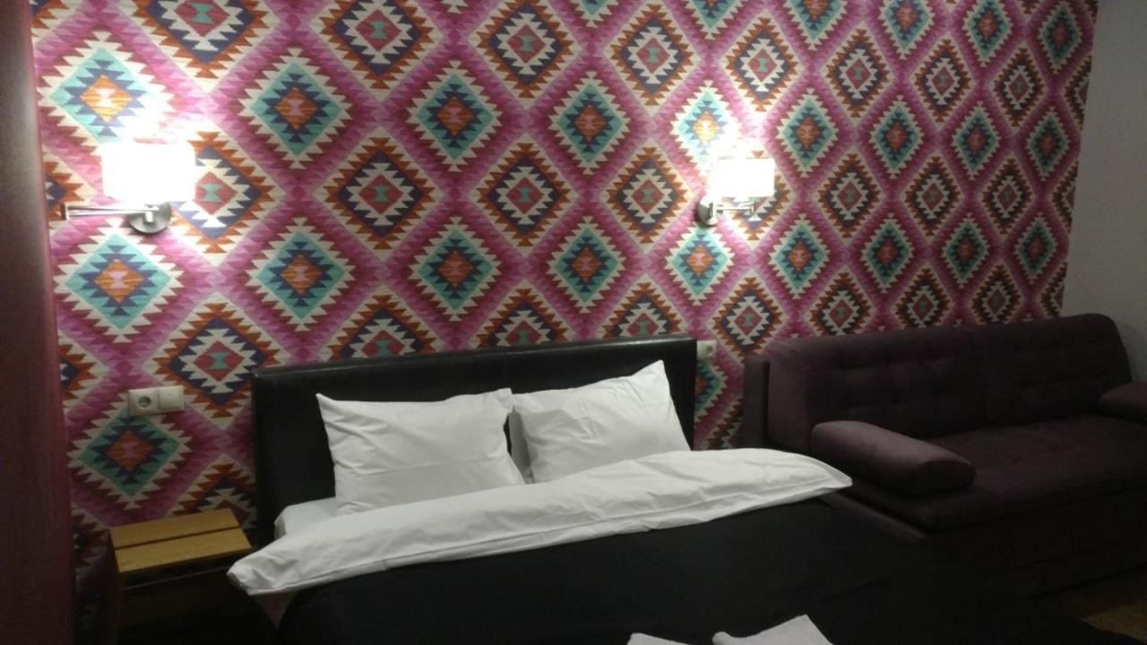Hotel The Gallery Киев Екстериор снимка